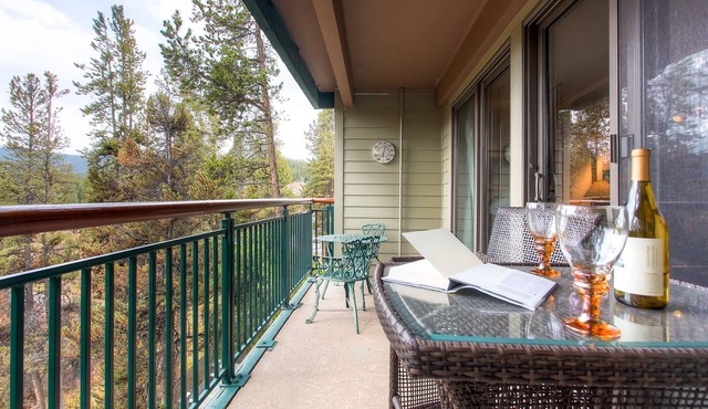 Trails End Condominiums by Ski Country Resorts