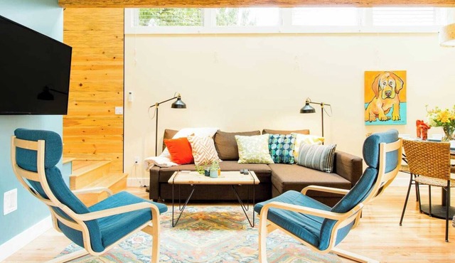 Tranquil 1-bedroom cottage with AC near Seattle's popular Green Lake Park