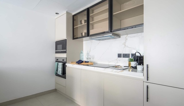 Tranquil 1BR with Community Views in The Greens