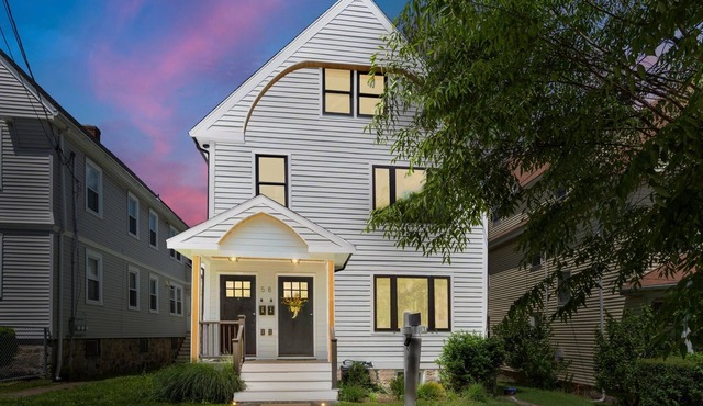 Tranquil 2-bedroom 2 bath condo in charming Boston