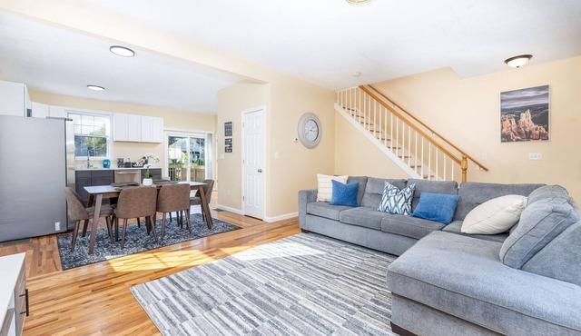 Tranquil 3-bedroom house with AC in Hartford