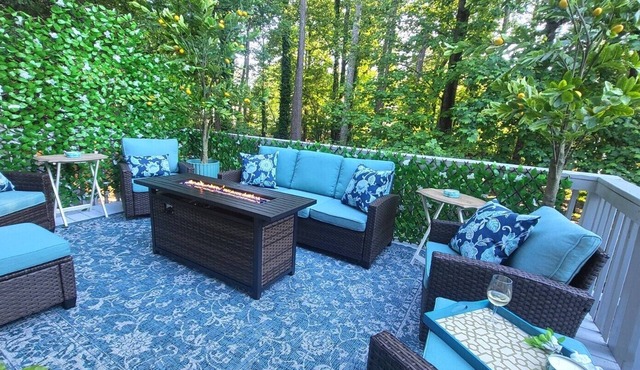 Tranquil 5B/3B w/Serene Lounging, Firepit, Massage Chair, & Universal EV Charger