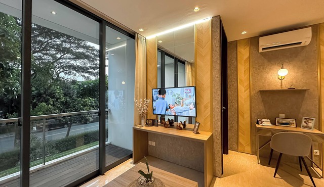 Tranquil And Modern Haven 2Br At The Rosebay Apartment