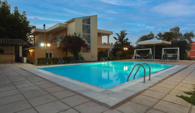 Tranquil apartments Corfu maisonette 1