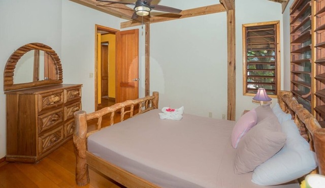 Tranquil Beachfront Bungalow, Gated Resort, Pool, Bar, Restaurant, Security 24/7