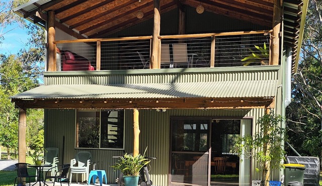 TRANQUIL BUSH RETREAT with aircon wifi and indoor and outside fires