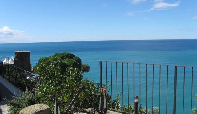 Tranquil Cinque Terre Villa with Spectacular Mediterranean Sea Views