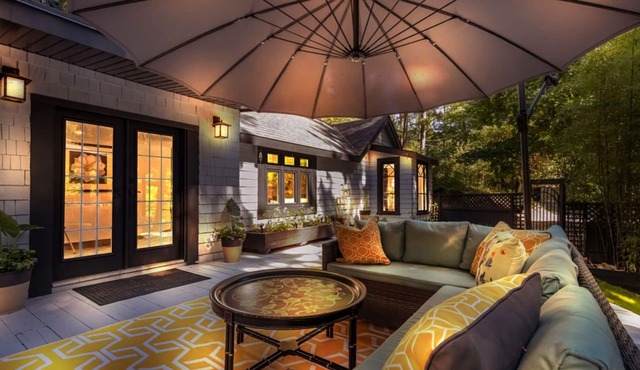 Tranquil Cottage Deep Cove Vancouver Island