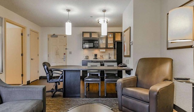Tranquil Haven: Relaxing Suites with All the Comforts
