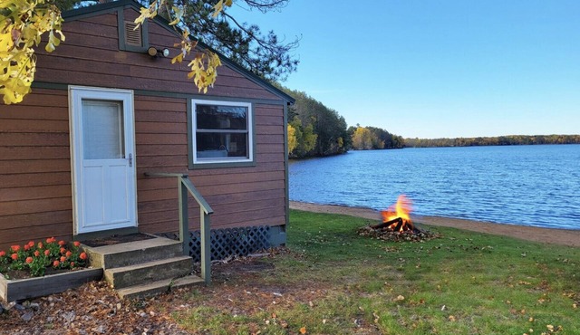 Tranquil Lakefront Retreat, Steps From the Water!