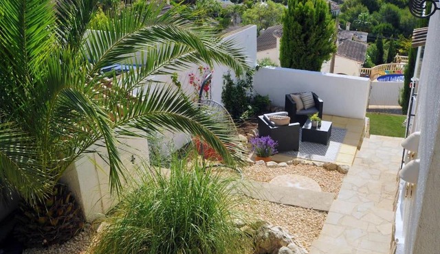 Tranquil one bedroom apartment with beautiful views