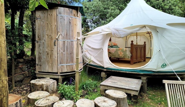 Tranquil Pondside Glamping with Outdoor Kitchen near Wildlife Haven in Waiheke Island, NZ