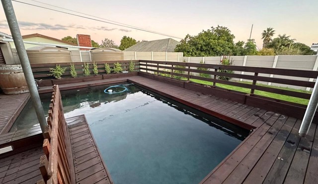 Tranquil Pool Side Apartment