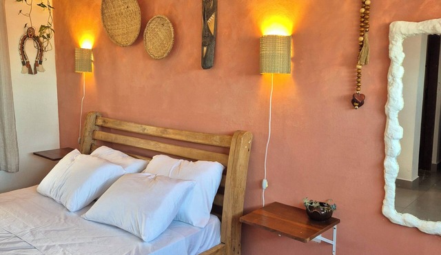 Tranquil Retreat with Private Suite and Wi-Fi in Peruíbe