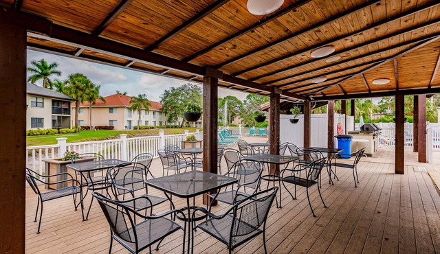 Tranquil retreat with pool, hot tub, & patio - near beaches, golf, & IMG Academy