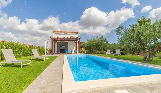 Tranquil setting for a relaxing break at La Casa degli Ulivi
