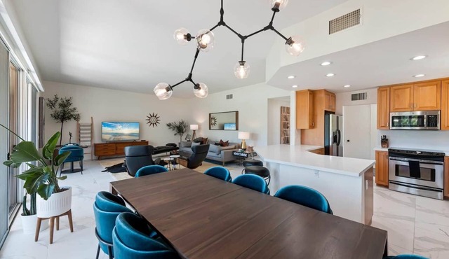 Tranquil & spacious, newly updated, great location