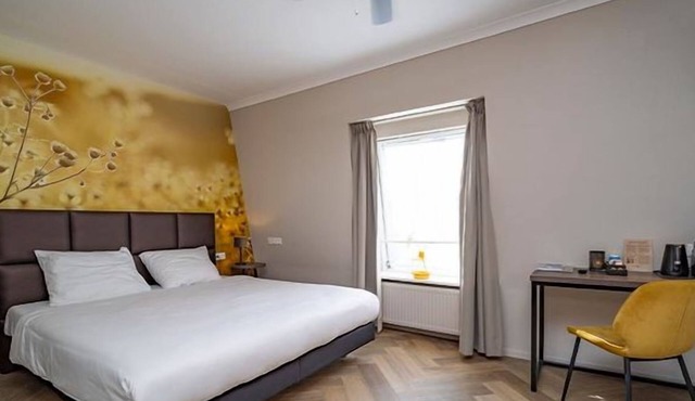 Tranquil Stay Near Efteling, Wildlife Park & Biesbosch Boats | 2 Units