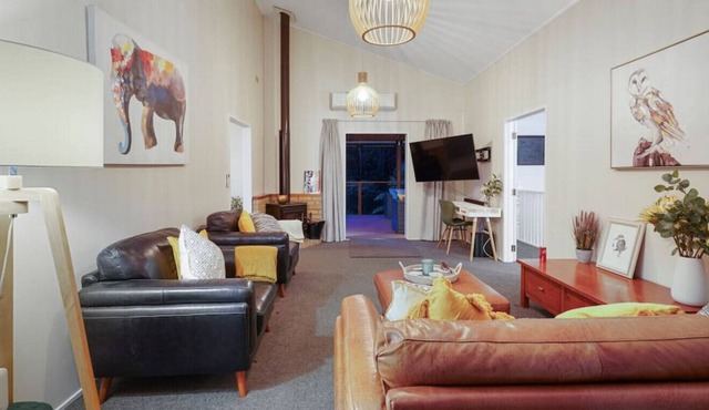 Tranquil Sunset Retreat | Spa | WIFI | Netflix