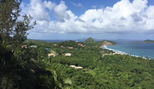 Tranquil Tropical Villa Overlooking the Islands of the Grenadines