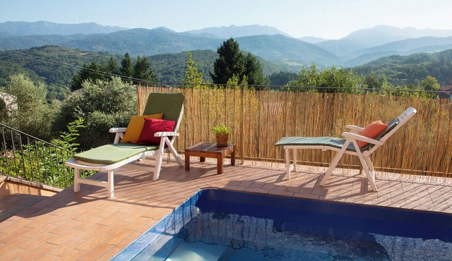 Tranquil Tuscan House with Pool and Scenic Views