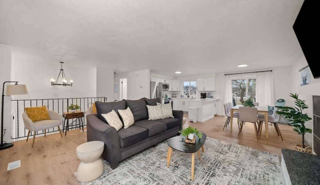 Tranquil Valley Home I Refreshed & Revitalized