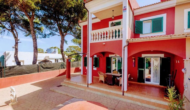 Tranquil Villa Stay in Tolleric