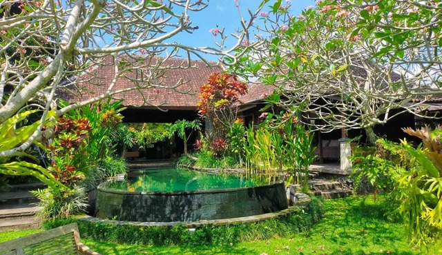 Tranquil villa with infinity pool in Bali paradise