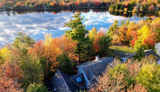 Tranquil Waterside by AvantStay | Lakefront, Dock, Game Room, Boats Included