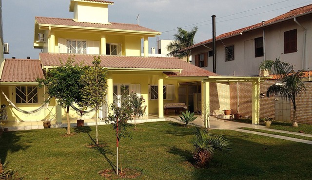 Tranquility and leisure for you and your family. Great location. Close to the sea