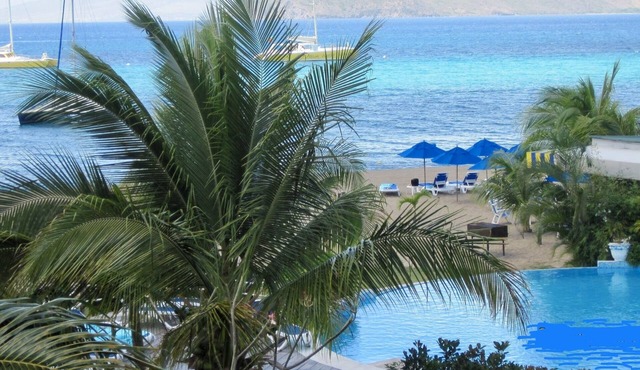 Tranquility Beach Villa on the beach