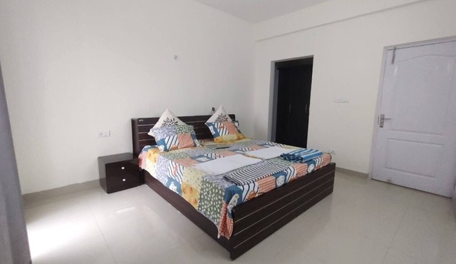 Tranquility inside.City adventures outside.Discover both at { APARTMENT NAME].