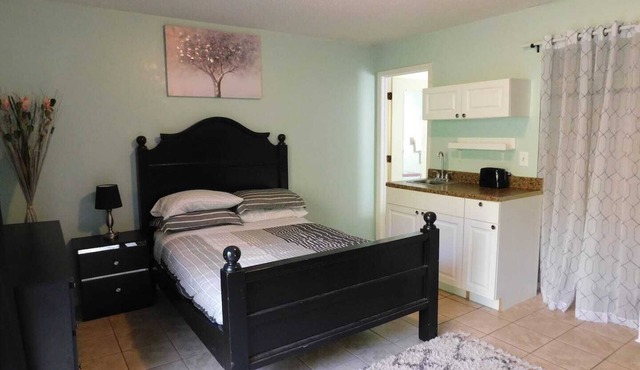 Tranquility Safe & Cozy with private bath, own entry in Clearwater, FL