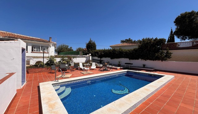 Tranquilo y Acogedor Chalet en Torrox Costa