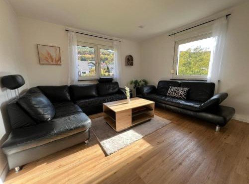 Traumhafte 3 Zimmer Ferienwohnung mit Balkon