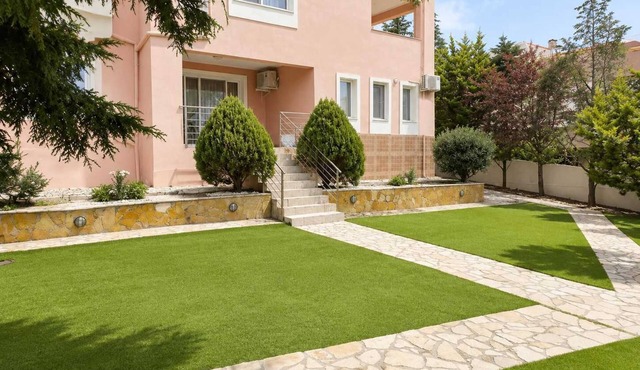 Treasure B&B - Garden Stay in Paloukia Salamina