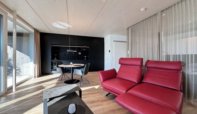 Treasure chest apartment 3