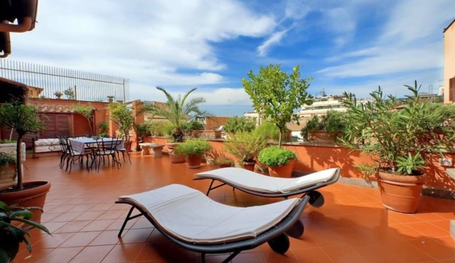TreasureRome Spanish Steps Penthouse
