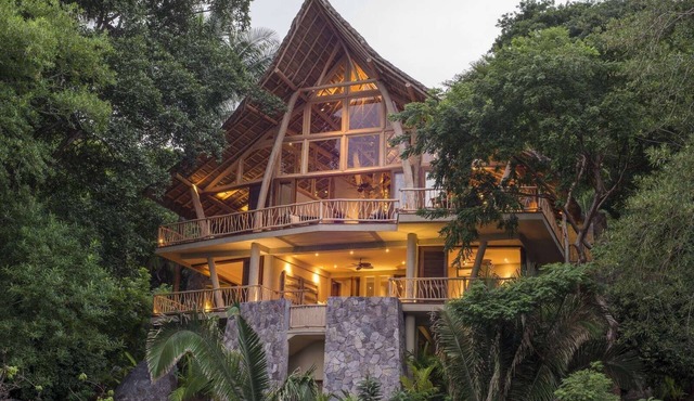 Tree House Luxury cabin