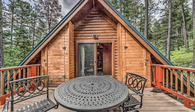Tree-lined 'polly's Perch' w/Mountain Views!