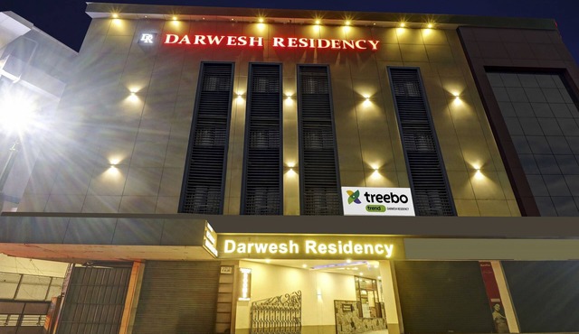 Treebo Darwesh Residency - 500m from Railway Station