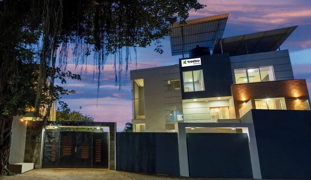 Treebo Midvalley Residence