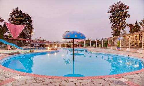 Treebo Premium Blue Mountain Resort with Swimming Pool