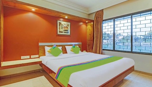 Treebo Suraksha Inn