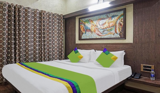 Treebo Trend Dwarkadhish