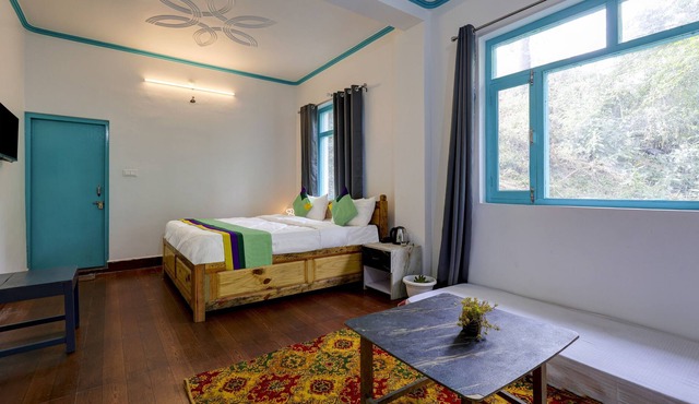 Treebo Trend Kasar Inn With Mountain View