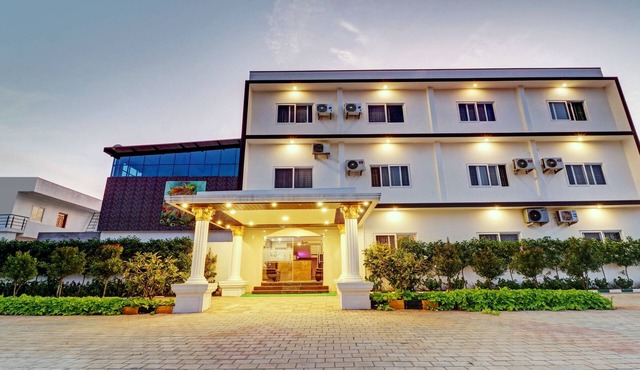 Treebo Trend Shri Aprameya Resort