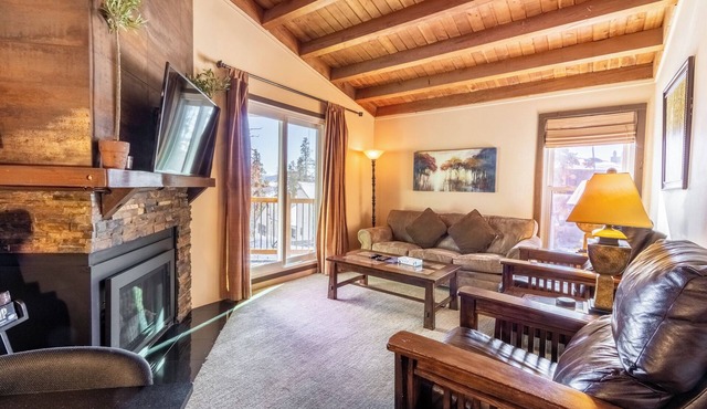 Treehouse #305, Building D by Summit County Mountain Retreats