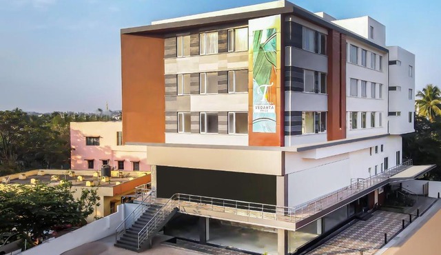 TreeHouse Vedanta Pride