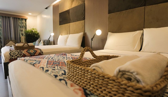 Treetop Suites